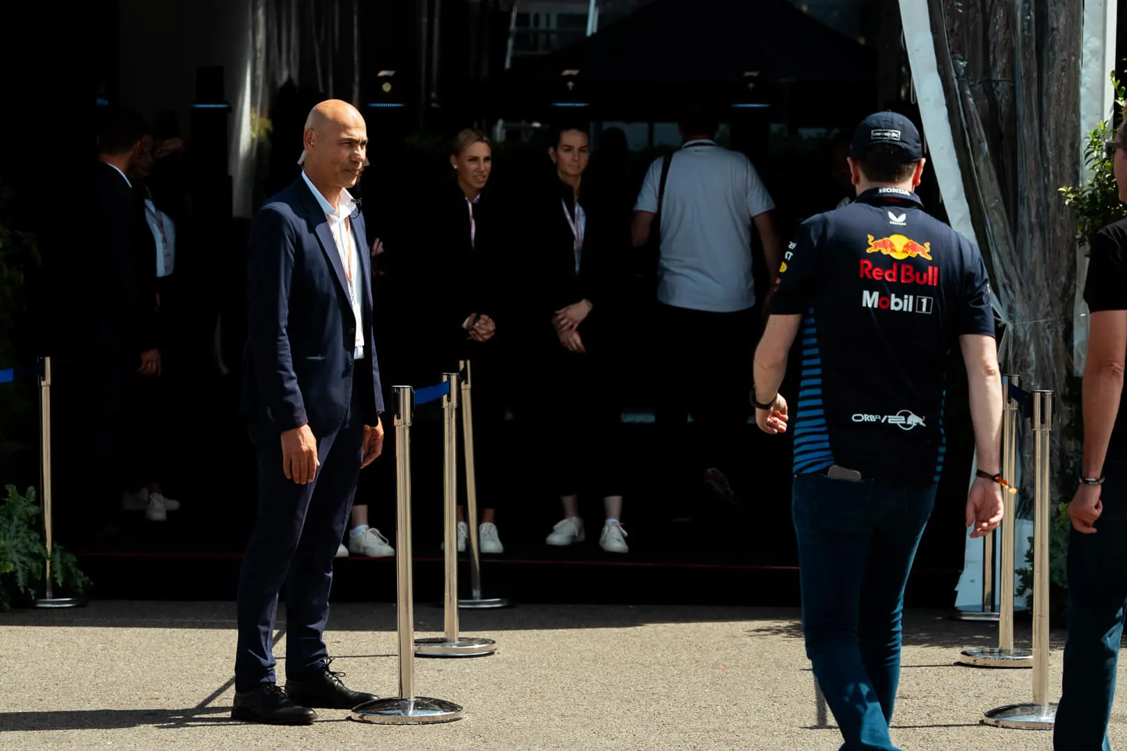 Sicherheitsmitarbeiter bei der Formel 1 im Einsatz am Einlass