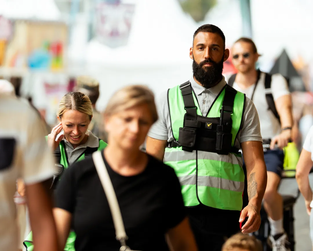Zwei Mitarbeiter im Streifendienst